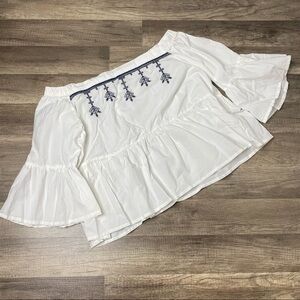 a.n.a Embroidered Off The Shoulder Blouse size XL